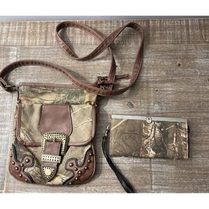 Realtree Womens Camo Fashion Crossbody Camouflage Studded Buckle Purse & Wallet